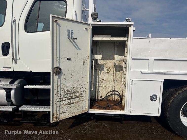 image for item EG2022 2010 Freightliner Business Class M2 Crew Cab crane truck