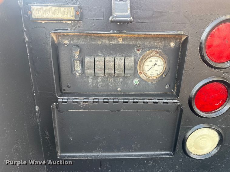 image for item EG2022 2010 Freightliner Business Class M2 Crew Cab crane truck