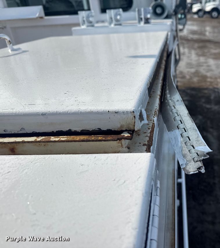 image for item EG2022 2010 Freightliner Business Class M2 Crew Cab crane truck