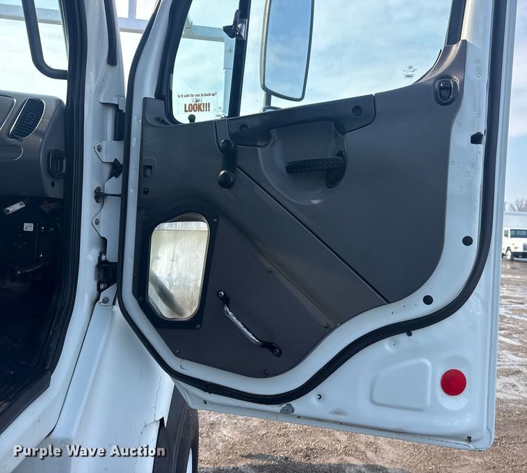 image for item EG2022 2010 Freightliner Business Class M2 Crew Cab crane truck