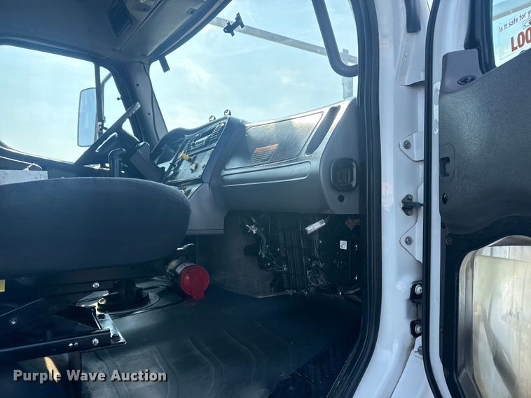 image for item EG2022 2010 Freightliner Business Class M2 Crew Cab crane truck