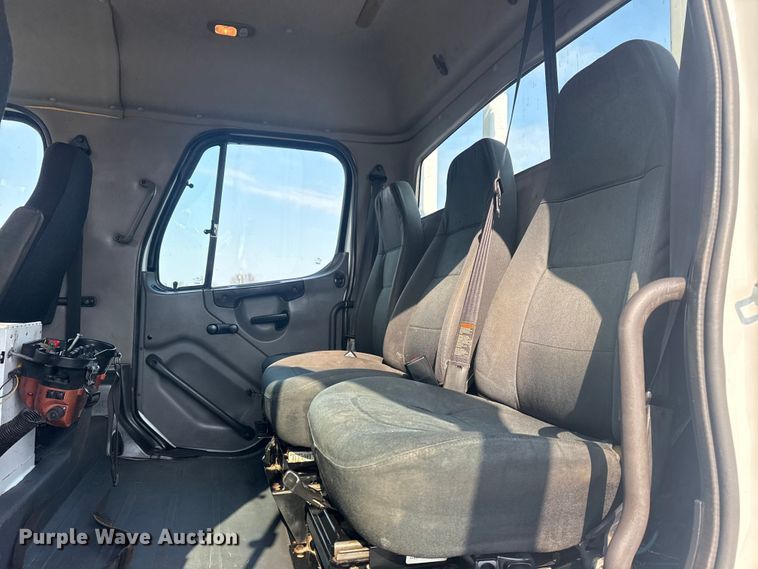 image for item EG2022 2010 Freightliner Business Class M2 Crew Cab crane truck