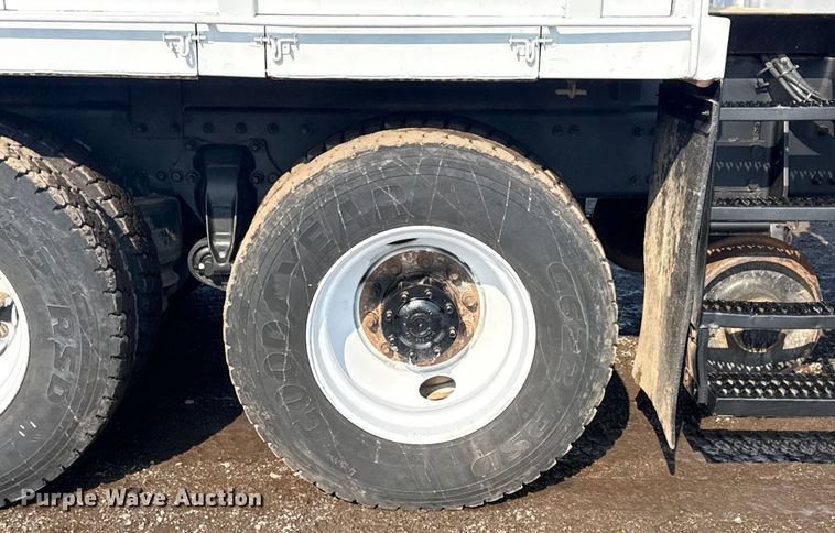 image for item EG2022 2010 Freightliner Business Class M2 Crew Cab crane truck