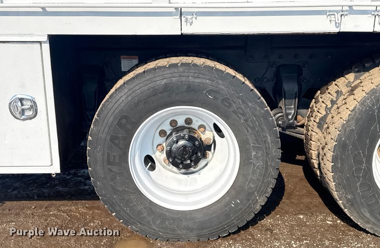 image for item EG2022 2010 Freightliner Business Class M2 Crew Cab crane truck