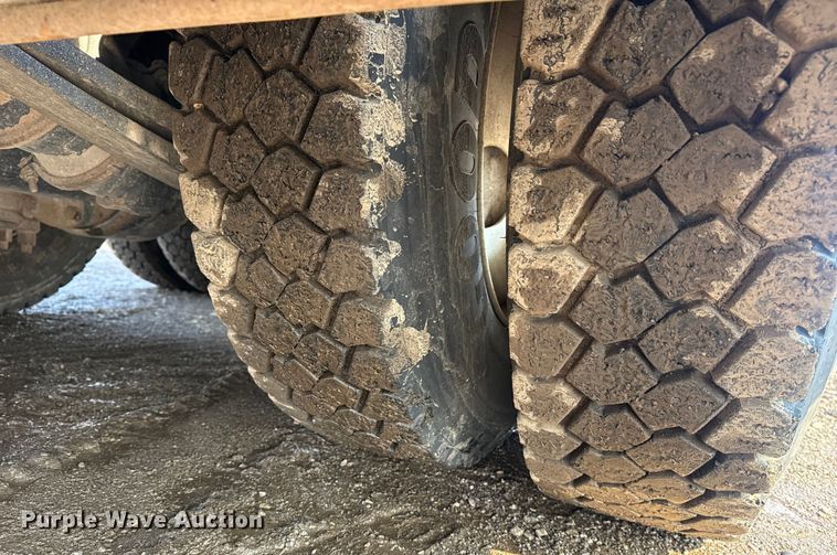 image for item EG2022 2010 Freightliner Business Class M2 Crew Cab crane truck