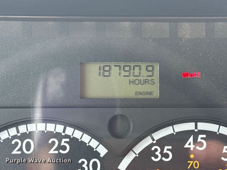 image for item EG2022 2010 Freightliner Business Class M2 Crew Cab crane truck