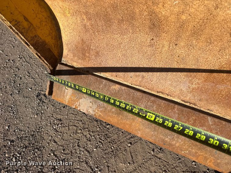 image for item EG2045 2015 John Deere 310SK backhoe