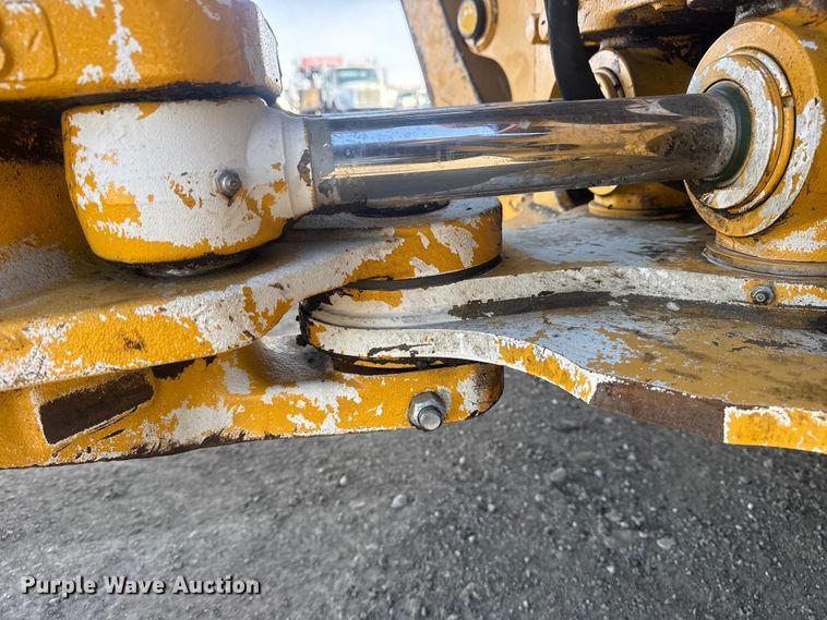 image for item EG2045 2015 John Deere 310SK backhoe