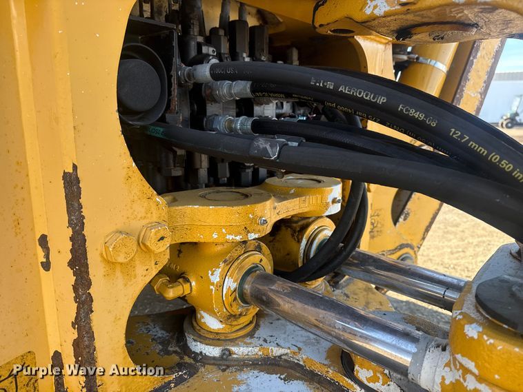 image for item EG2045 2015 John Deere 310SK backhoe