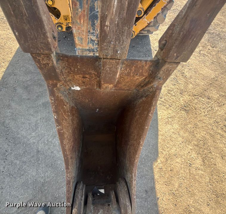 image for item EG2045 2015 John Deere 310SK backhoe