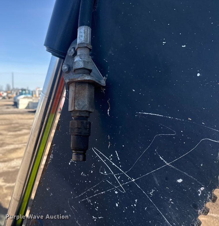 image for item EG2045 2015 John Deere 310SK backhoe