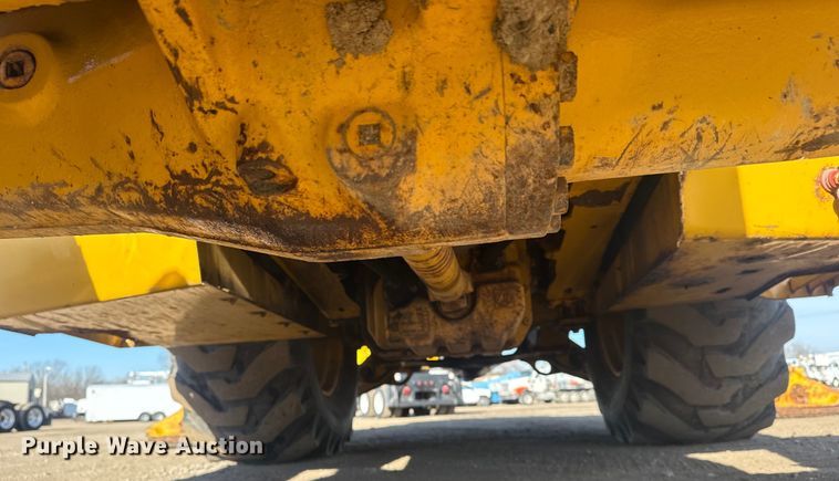 image for item EG2045 2015 John Deere 310SK backhoe