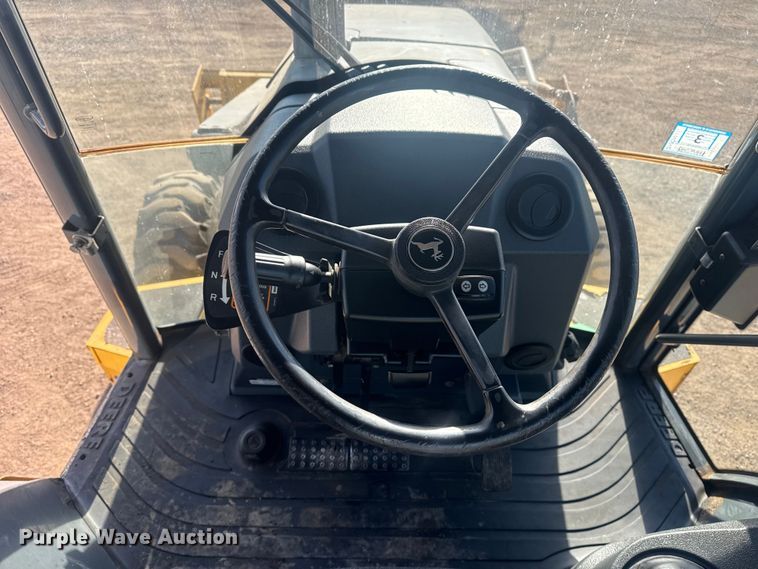 image for item EG2045 2015 John Deere 310SK backhoe