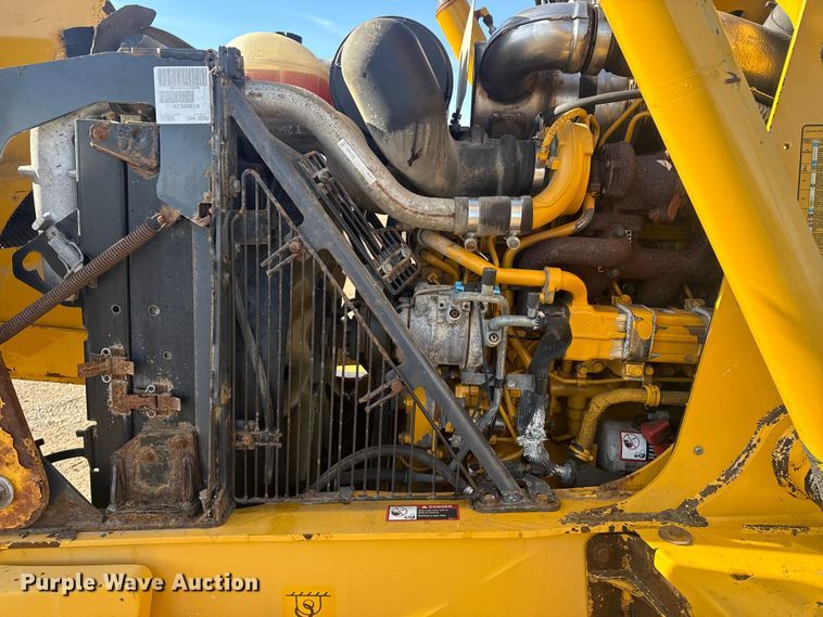 image for item EG2045 2015 John Deere 310SK backhoe