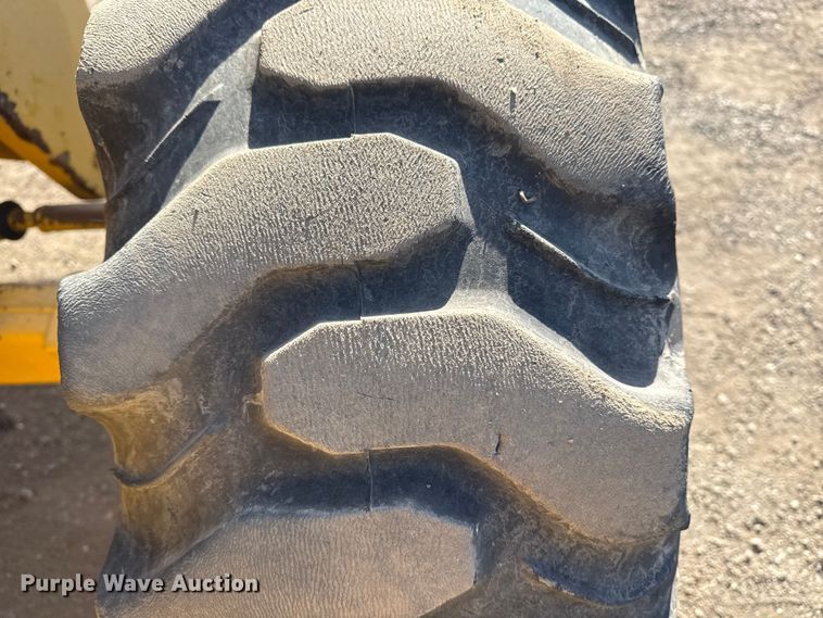 image for item EG2045 2015 John Deere 310SK backhoe