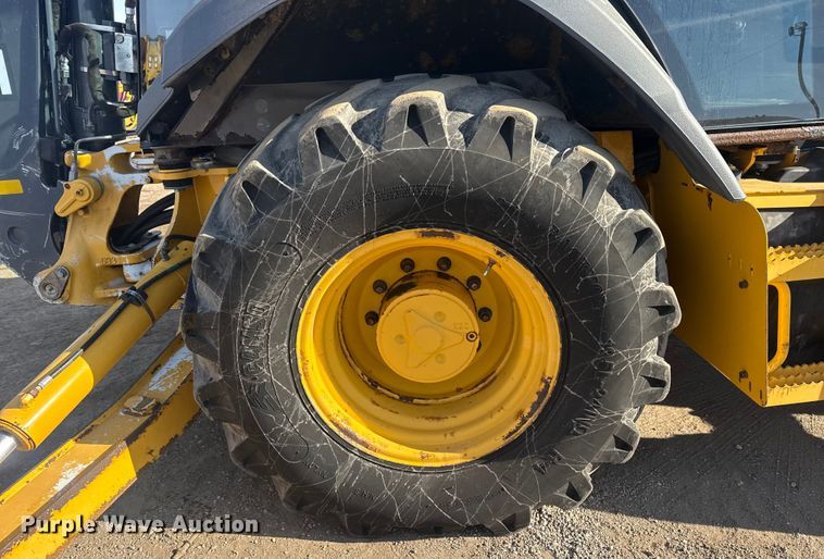 image for item EG2045 2015 John Deere 310SK backhoe