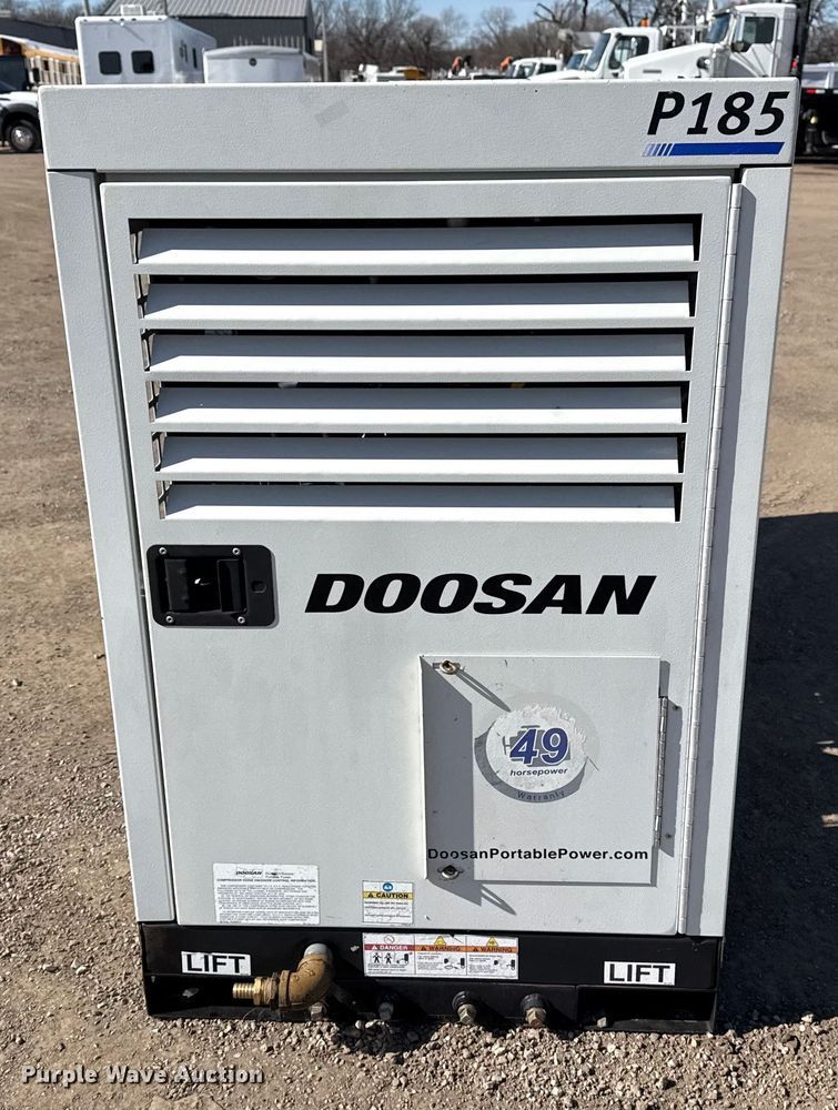 image for item EG2049 2017 Doosan P185WDOU-T4F air compressor