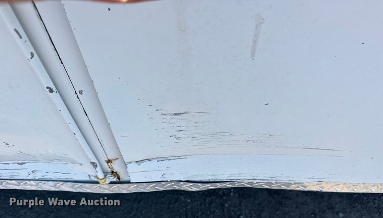 image for item EG2058 2003 Chevrolet W5500 utility / service truck