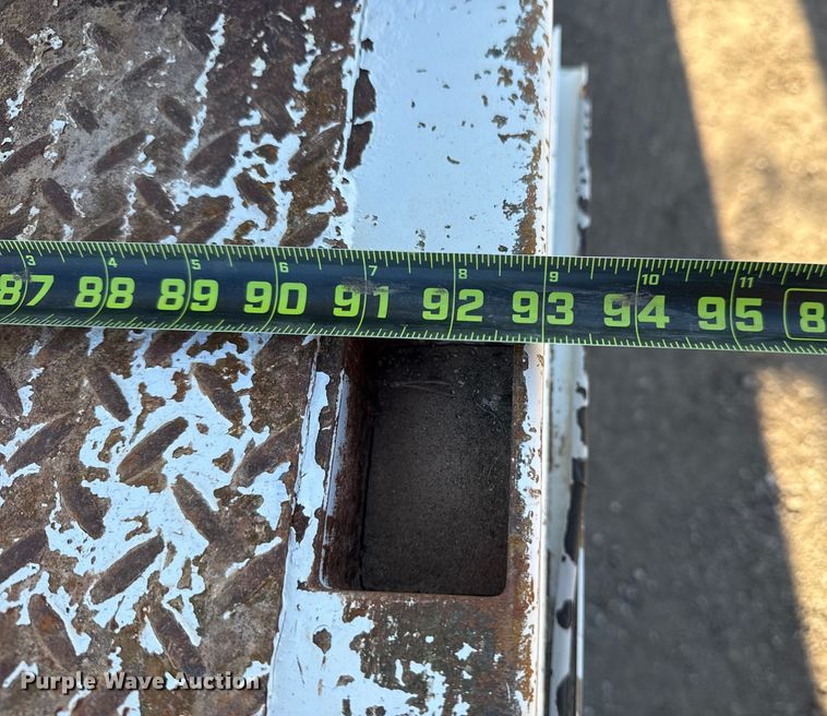 image for item EG2058 2003 Chevrolet W5500 utility / service truck