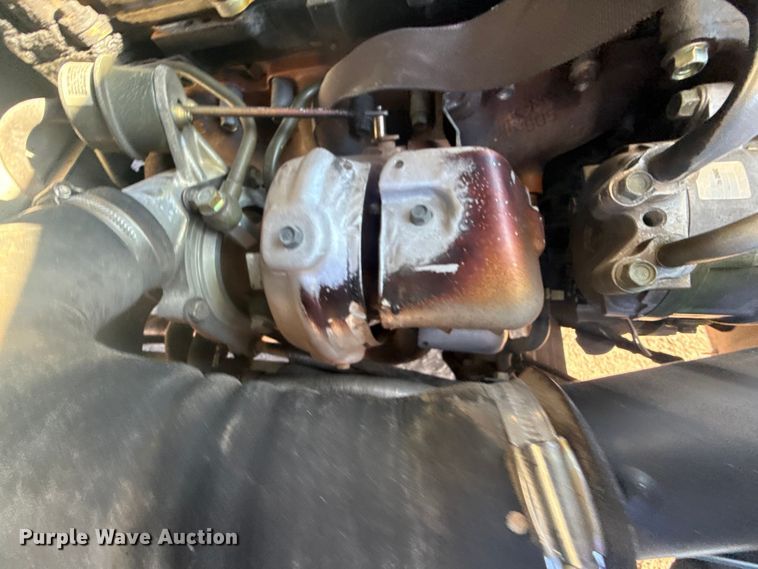 image for item EG2058 2003 Chevrolet W5500 utility / service truck