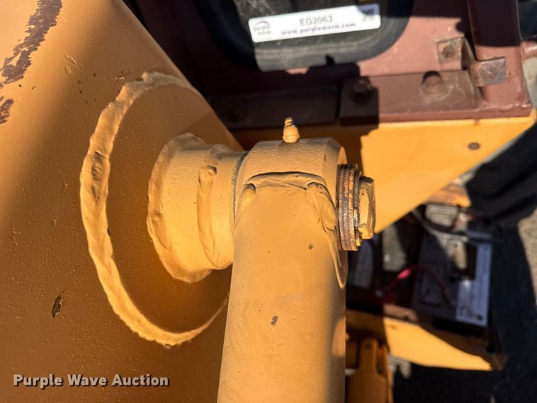 image for item EG2063 1985 Case 580E backhoe