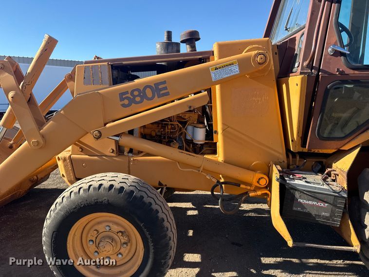 image for item EG2063 1985 Case 580E backhoe