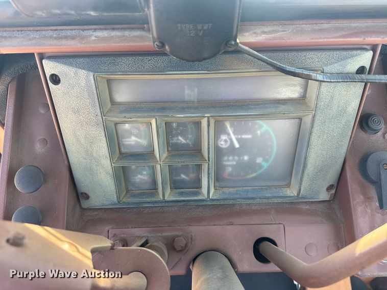 image for item EG2063 1985 Case 580E backhoe