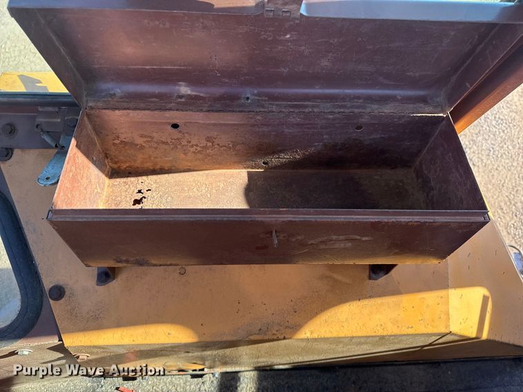 image for item EG2063 1985 Case 580E backhoe