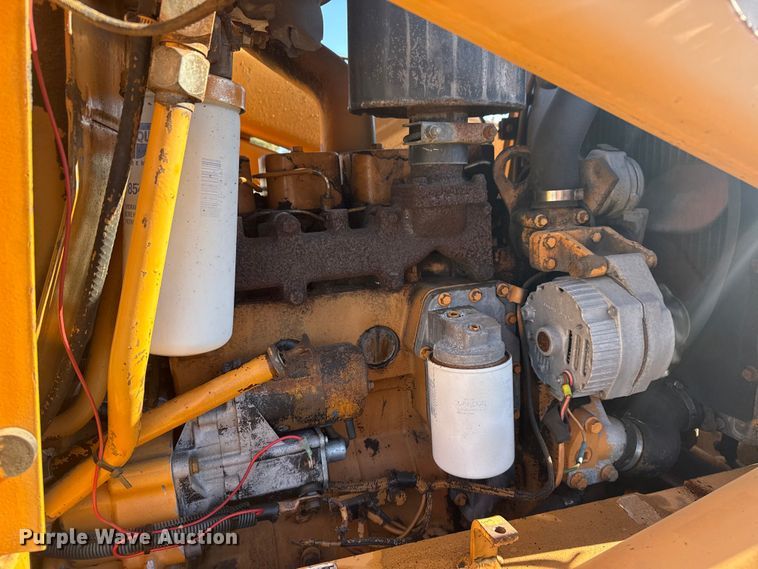 image for item EG2063 1985 Case 580E backhoe