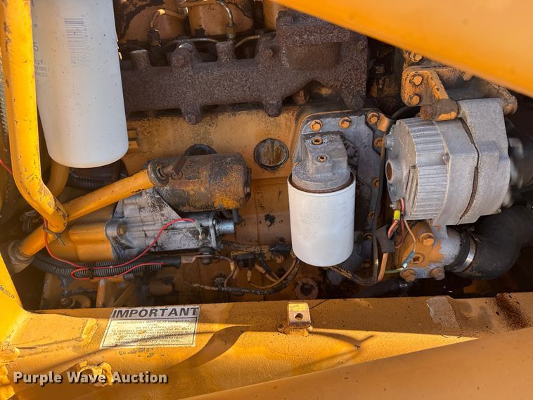 image for item EG2063 1985 Case 580E backhoe