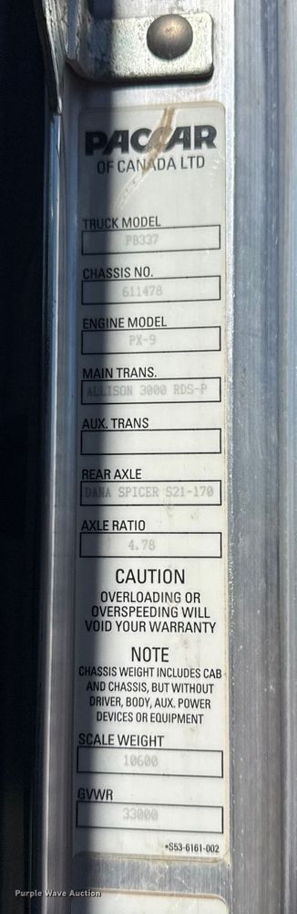 image for item EG2065 2019 Peterbilt 337 utility / service truck