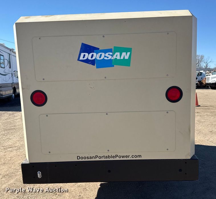 image for item EG2067 2015 Doosan HP450/VHP400WCU/T4I air compressor