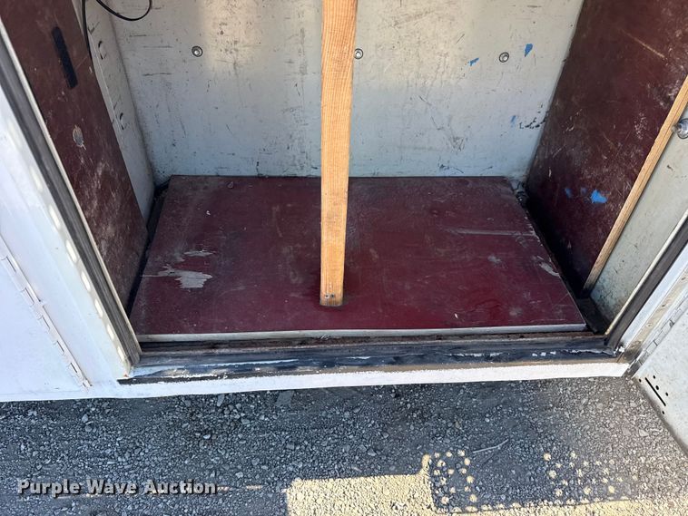 image for item EG2068 2010 International 4300 utility / service truck