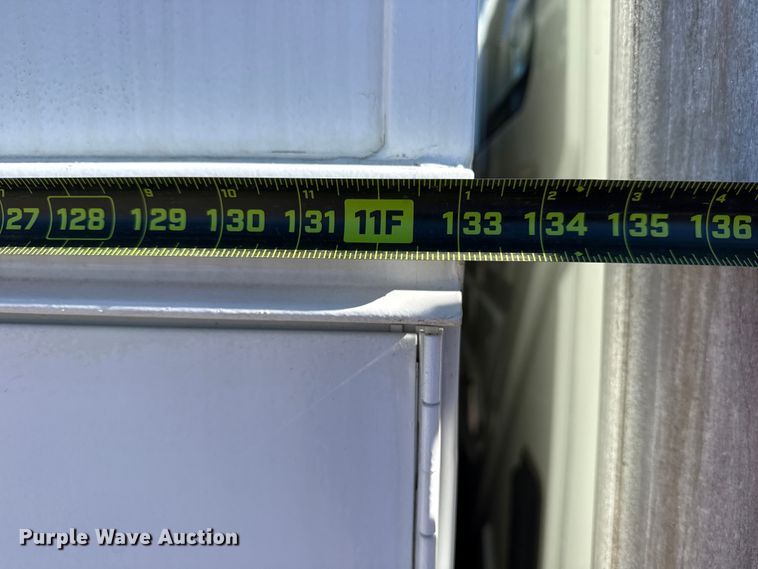 image for item EG2068 2010 International 4300 utility / service truck