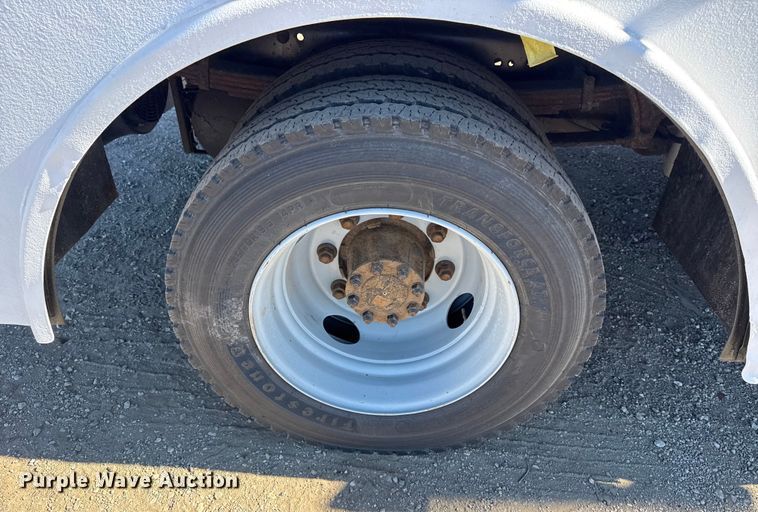 image for item EG2068 2010 International 4300 utility / service truck