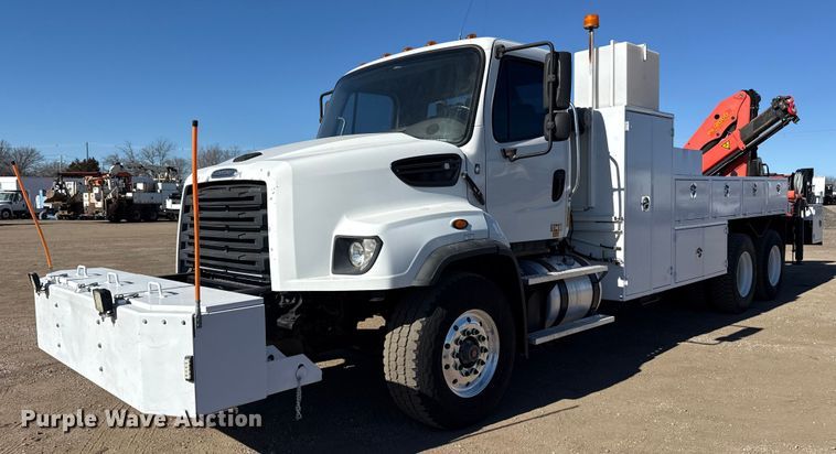 image for item EG2069 2016 Freightliner 114SD crane truck