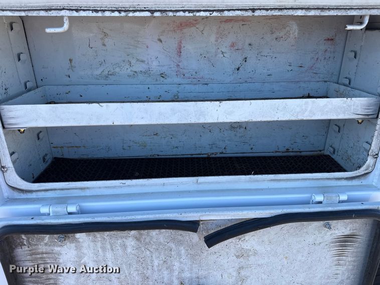 image for item EG2069 2016 Freightliner 114SD crane truck