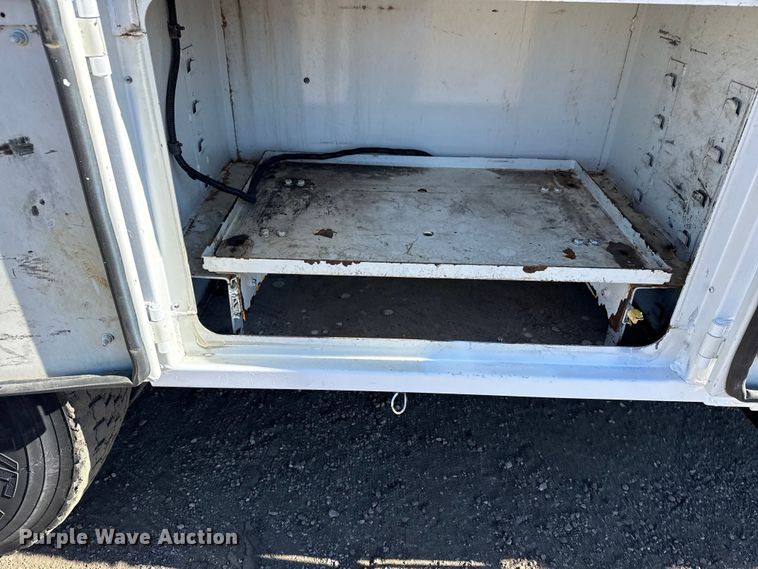 image for item EG2069 2016 Freightliner 114SD crane truck