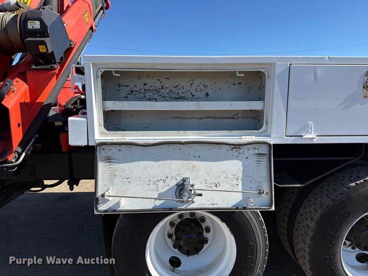 image for item EG2069 2016 Freightliner 114SD crane truck