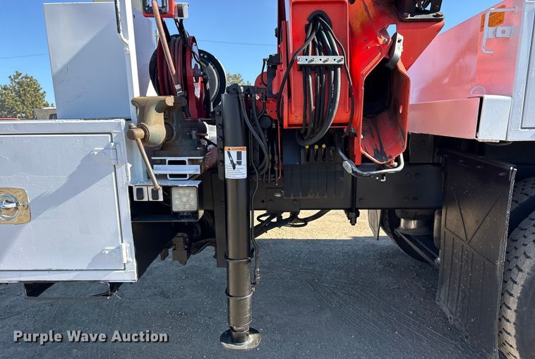 image for item EG2069 2016 Freightliner 114SD crane truck