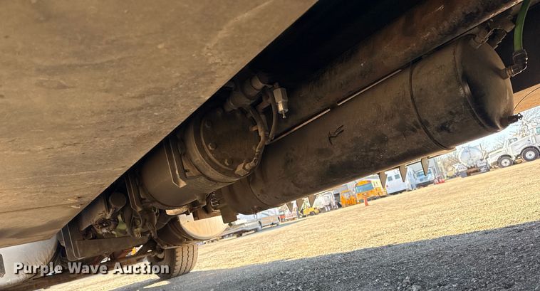 image for item EG2069 2016 Freightliner 114SD crane truck