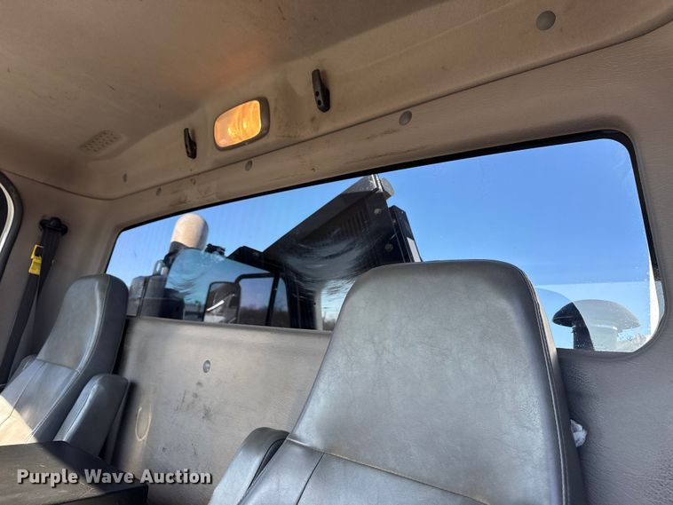 image for item EG2069 2016 Freightliner 114SD crane truck