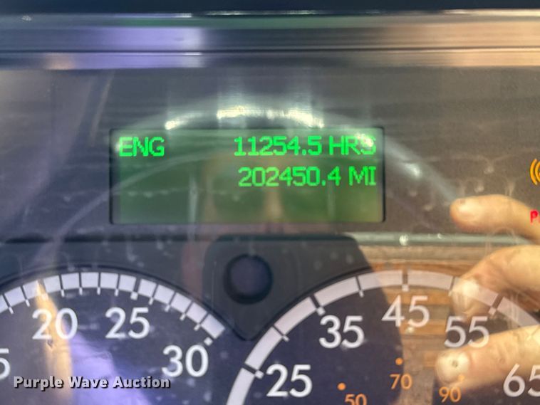 image for item EG2069 2016 Freightliner 114SD crane truck