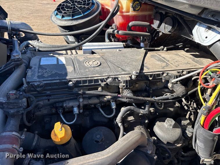 image for item EG2069 2016 Freightliner 114SD crane truck