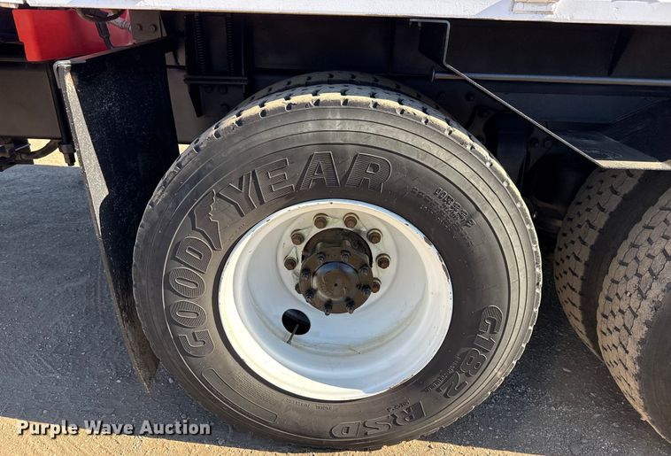 image for item EG2069 2016 Freightliner 114SD crane truck