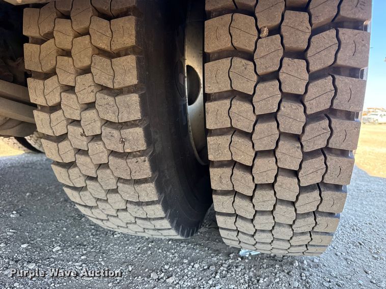 image for item EG2069 2016 Freightliner 114SD crane truck