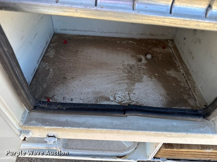 image for item EG2070 2007 Freightliner Business Class M2 digger derrick truck