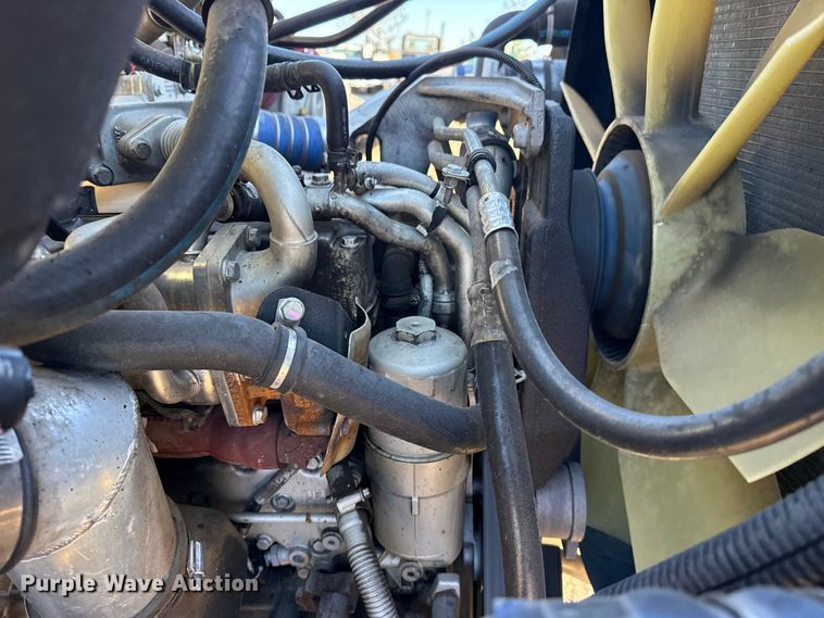 image for item EG2070 2007 Freightliner Business Class M2 digger derrick truck