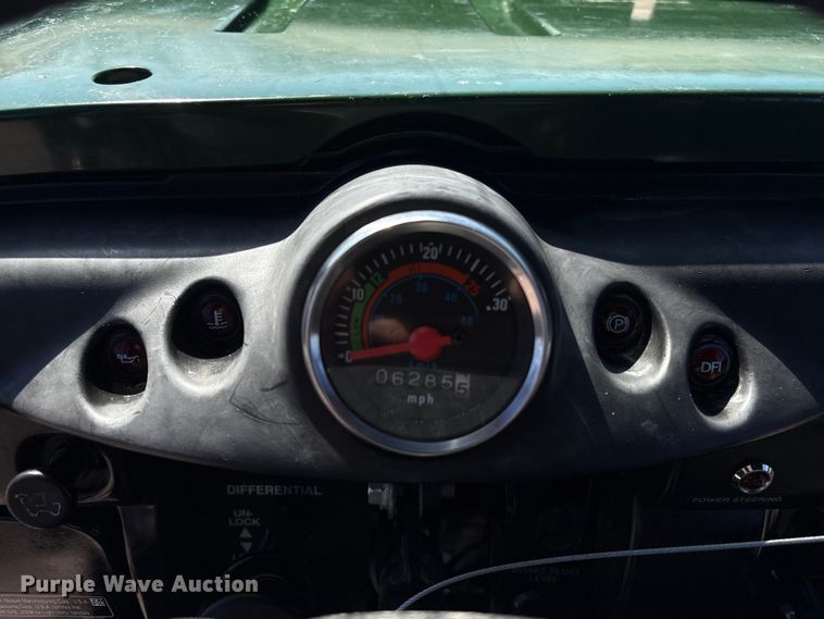 image for item EI5726 2019 Kawasaki Mule 4010 utility vehicle