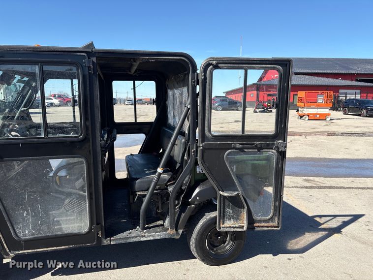 image for item EI5726 2019 Kawasaki Mule 4010 utility vehicle